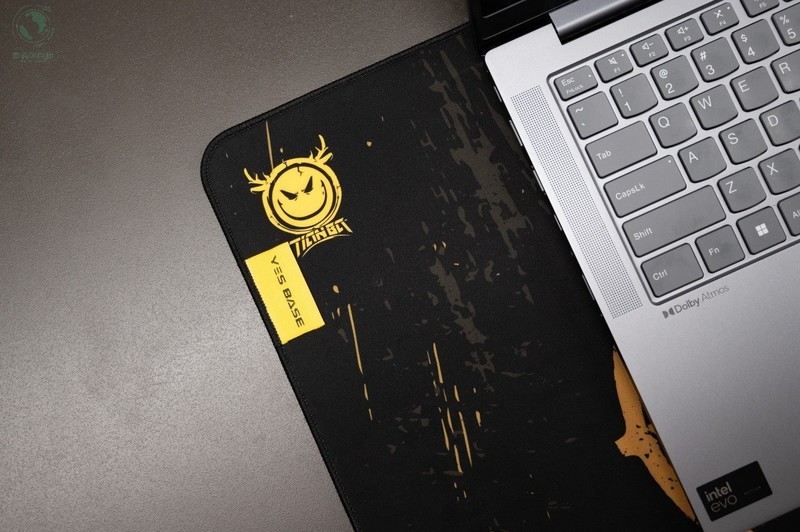 精准操控，掌控战场，YESBASE鼠标垫，职业战队的选择