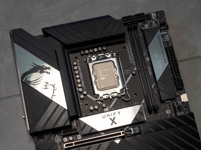 一键9600MHz，微星MEG Z890 UNIFY-X主板傻瓜超频教学