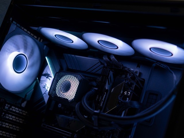 一键9600MHz，微星MEG Z890 UNIFY-X主板傻瓜超频教学