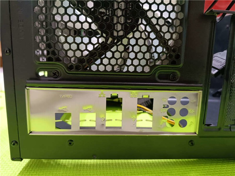 华南X99-F8D PLUS主板+双U：满足您一切内存性能！|华南金牌