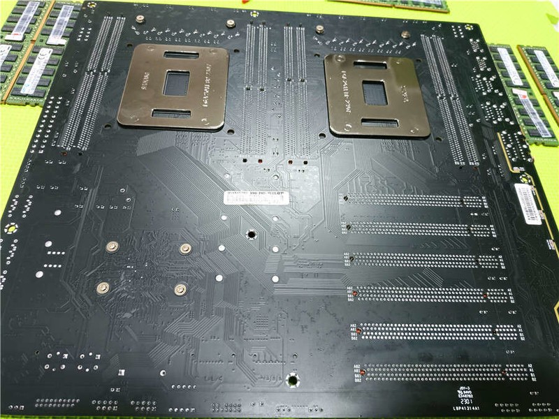 华南X99-F8D PLUS主板+双U：满足您一切内存性能！|华南金牌