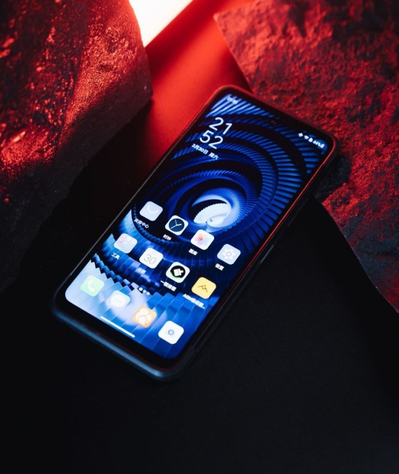 国产5G芯片加持还有全能三防特性！AGM X6轻薄5G 三防手机来了