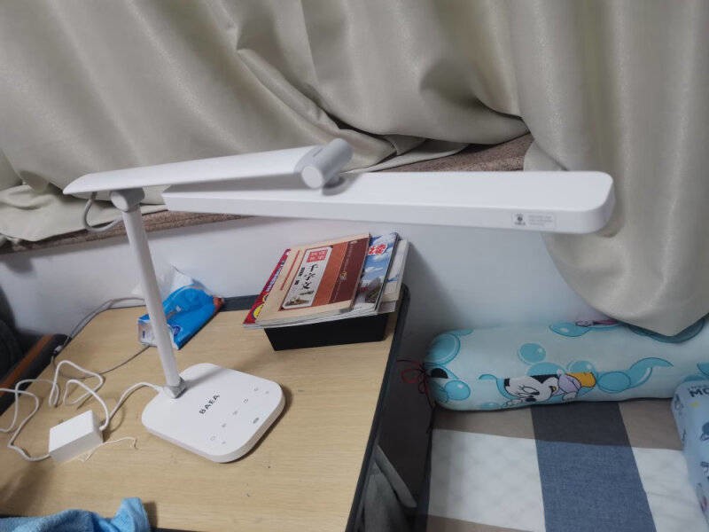 学生护眼灯哪个牌子最好？十大护眼学生用台灯品牌排行曝光