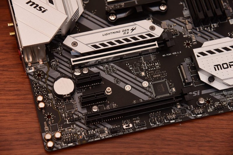 显卡不降价，亮机显卡走起！GTX1050TI&RX6400？