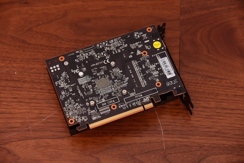 显卡不降价，亮机显卡走起！GTX1050TI&RX6400？