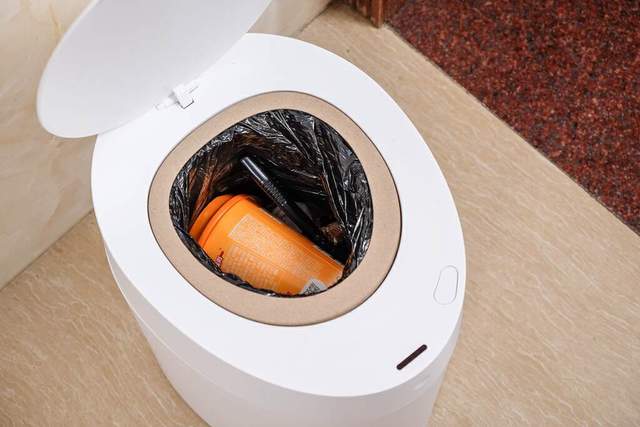 自动打包换袋，与垃圾的“0”接触，拓牛智能垃圾桶T Air One体验