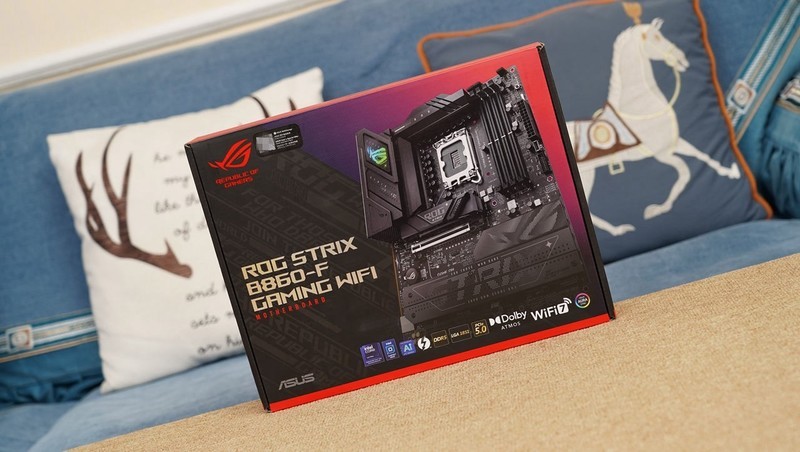 经典进化再升级，ROG STRIX B860-F GAMING WIFI主板开箱图赏