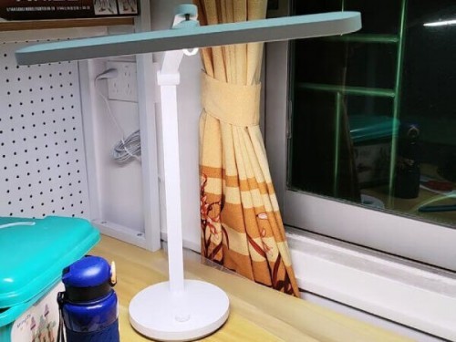 护眼灯最好的品牌排行榜前十名热销推荐：学生护眼台灯怎么选购