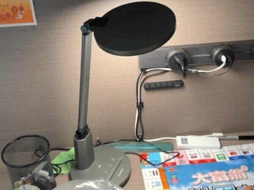 护眼灯最好的品牌排行榜前十名热销推荐：学生护眼台灯怎么选购