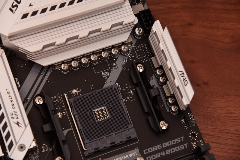 显卡不降价，亮机显卡走起！GTX1050TI&RX6400？