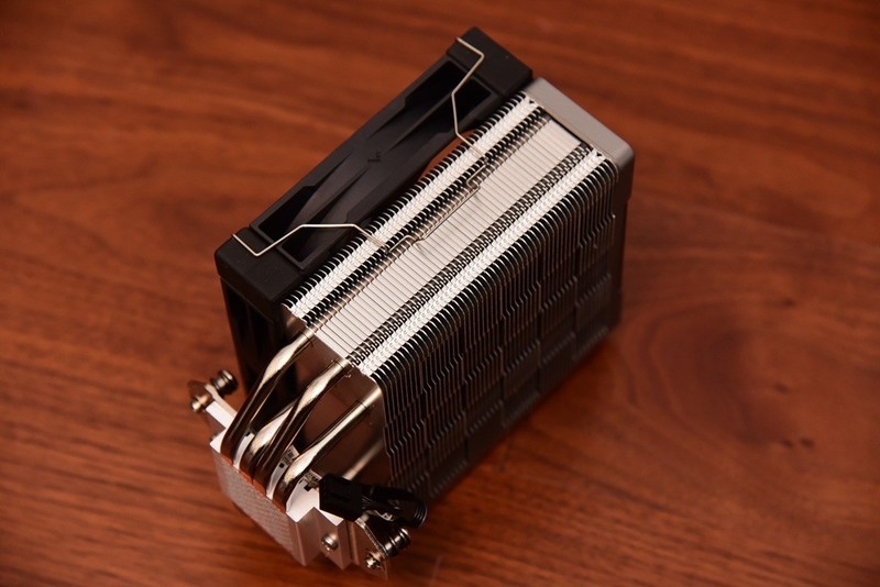 显卡不降价，亮机显卡走起！GTX1050TI&RX6400？