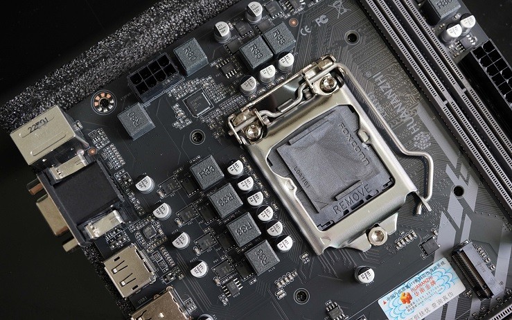 华南B250-D4主板+E3 1270V5：堪称黄金组合！|华南金牌