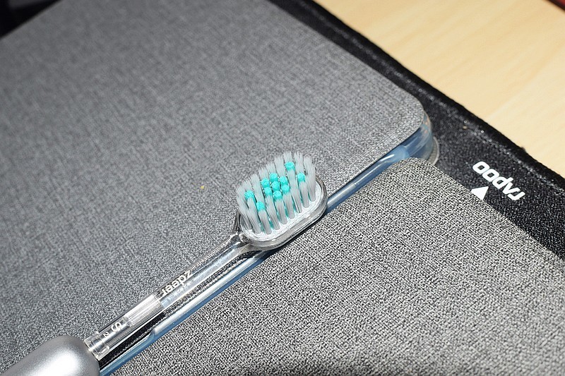 打造生活品质的口腔护理艺术 左点轻奢艺术牙刷