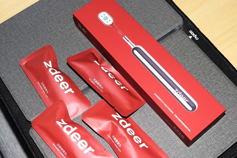 打造生活品质的口腔护理艺术 左点轻奢艺术牙刷