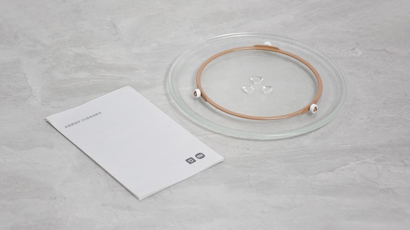 米家微波炉20L：五档加热，翻热解冻全搞定！