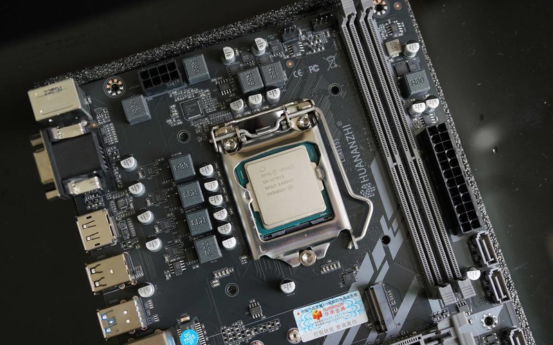 华南B250-D4主板+E3 1270V5：堪称黄金组合！|华南金牌