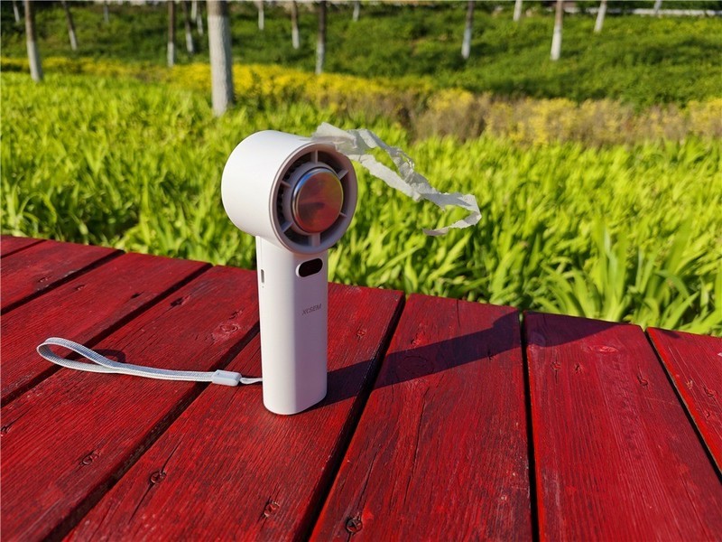 西圣wind手持小风扇体验：告别炎热，拥抱清凉！