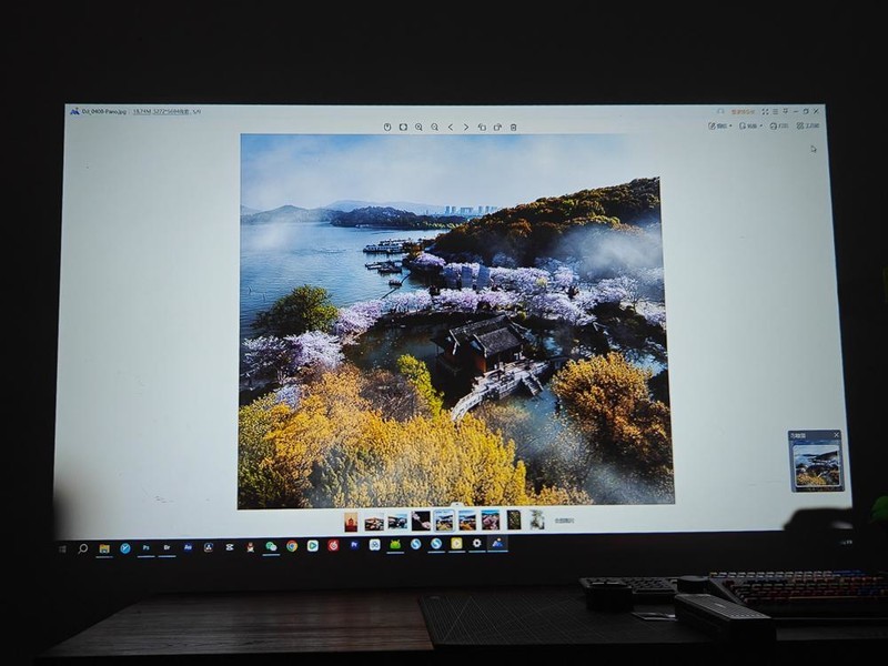 留一面白墙给投影仪，生活里的一点小乐趣，酷开P9投影仪开箱