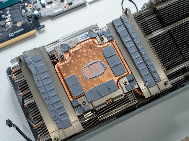 拆了防拆贴也能个人送保，技嘉RTX4080雪鹰显卡售后体验分享