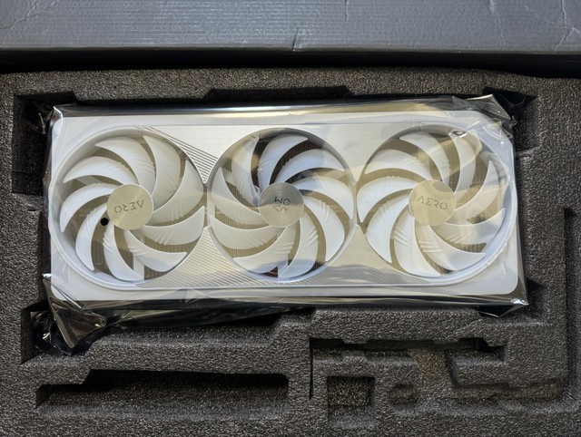 拆了防拆贴也能个人送保，技嘉RTX4080雪鹰显卡售后体验分享