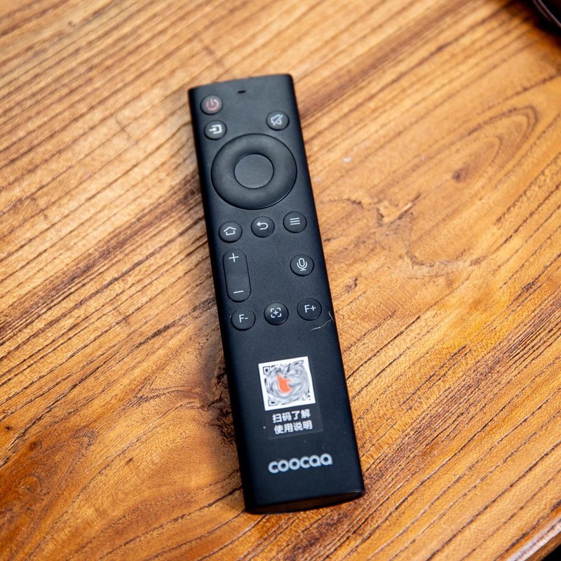 留一面白墙给投影仪，生活里的一点小乐趣，酷开P9投影仪开箱