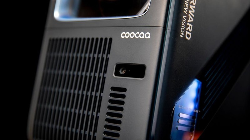 留一面白墙给投影仪，生活里的一点小乐趣，酷开P9投影仪开箱