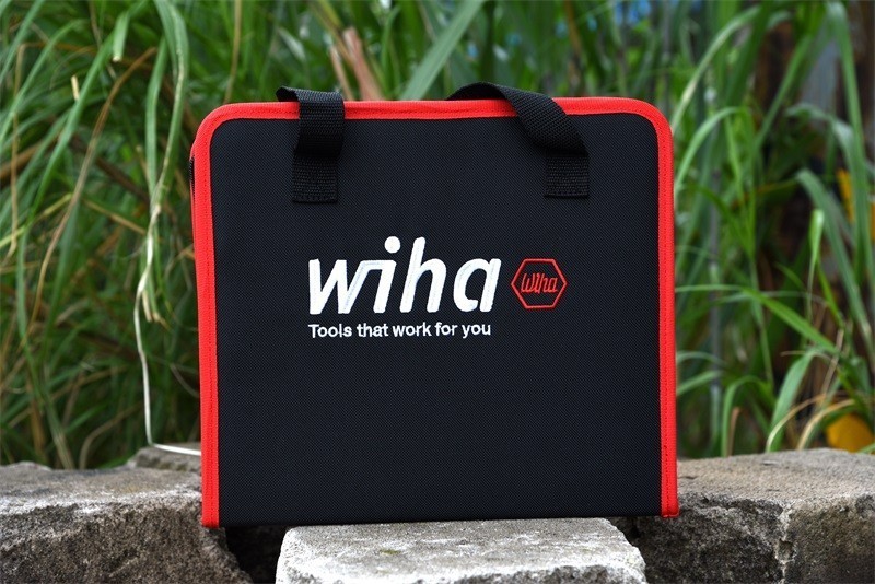 工业美学与人体工学的极致体现---wiha威汉电工绝缘10件套（90012C）入手体验