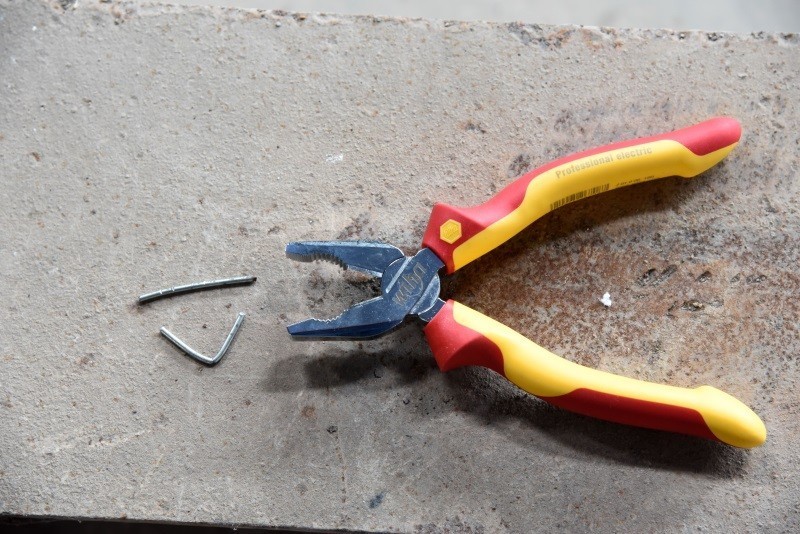 工业美学与人体工学的极致体现---wiha威汉电工绝缘10件套（90012C）入手体验