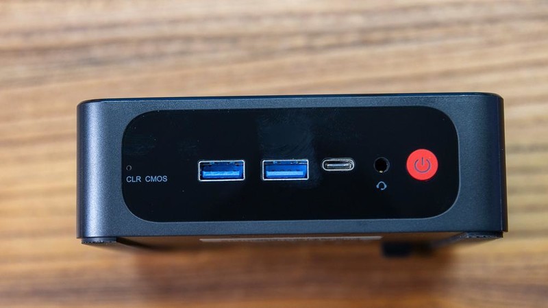 一大一小，一桌双工位配置，零刻SER5 R5-5500U和自组PC