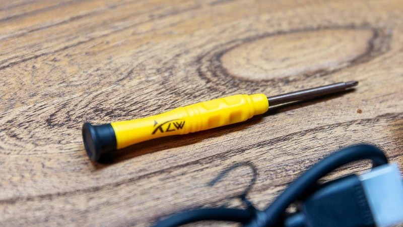 一大一小，一桌双工位配置，零刻SER5 R5-5500U和自组PC