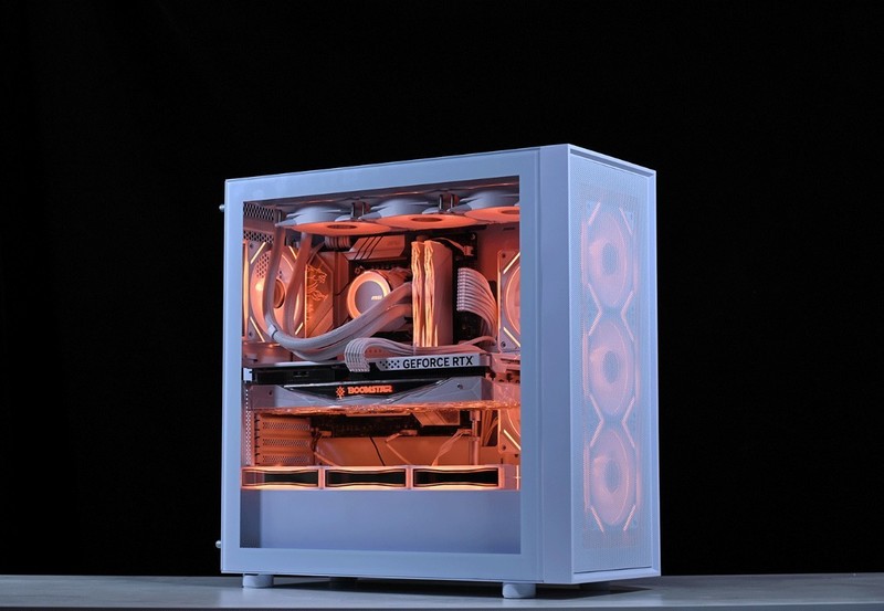 追求极致散热，颜值不妥协！13600KF+4070Super搭配先马朱雀5装机