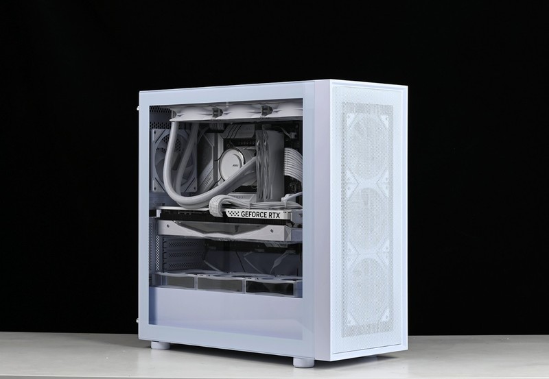 追求极致散热，颜值不妥协！13600KF+4070Super搭配先马朱雀5装机