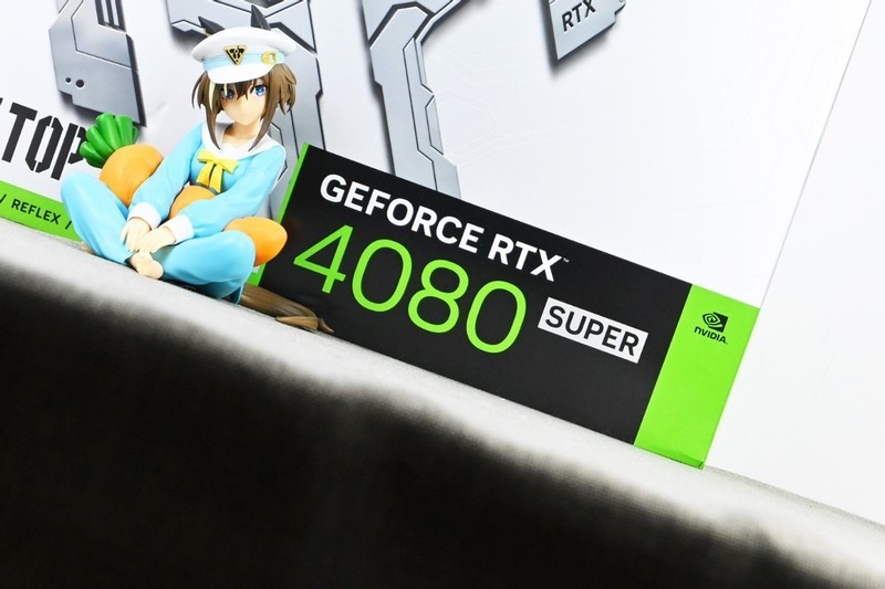 影驰RTX4080SUPER金属大师OC开箱拆解试玩：2K 360hz高刷屏搭档