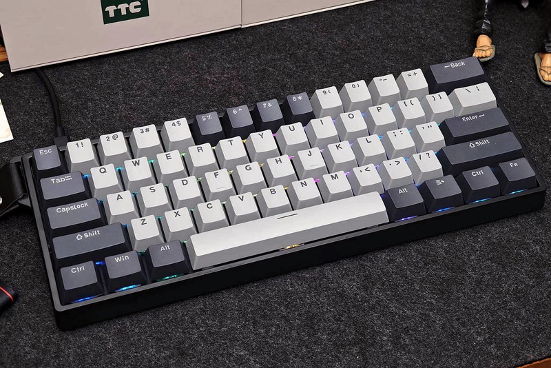 磁轴新王者，万磁王轴有压力了，TTC乙巳生肖蛇轴OG版开箱