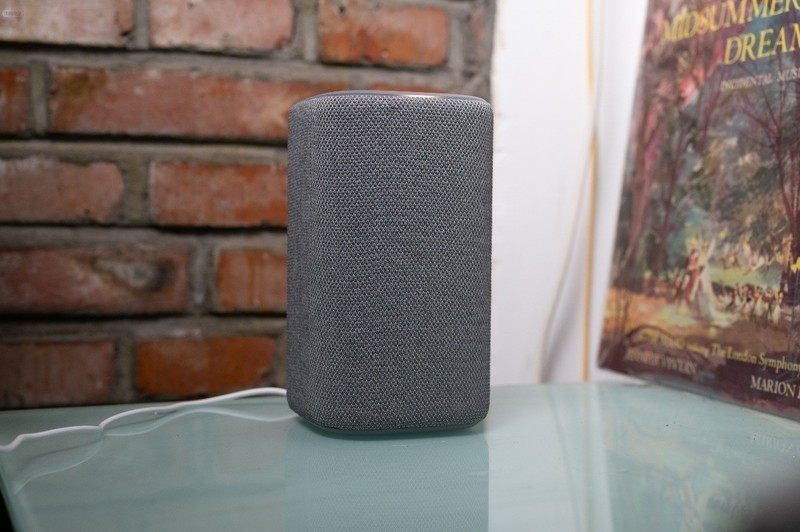 终于不用对AI扯着嗓子喊指令了，超级小爱小米智能音箱，太丝滑了