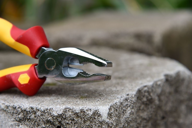 工业美学与人体工学的极致体现---wiha威汉电工绝缘10件套（90012C）入手体验