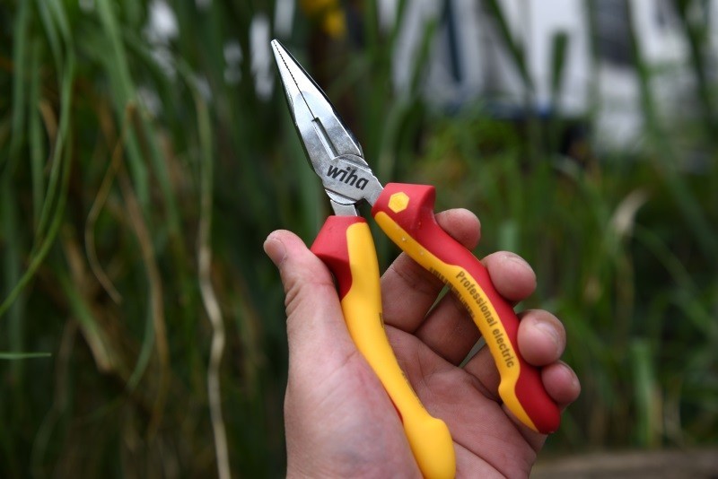 工业美学与人体工学的极致体现---wiha威汉电工绝缘10件套（90012C）入手体验