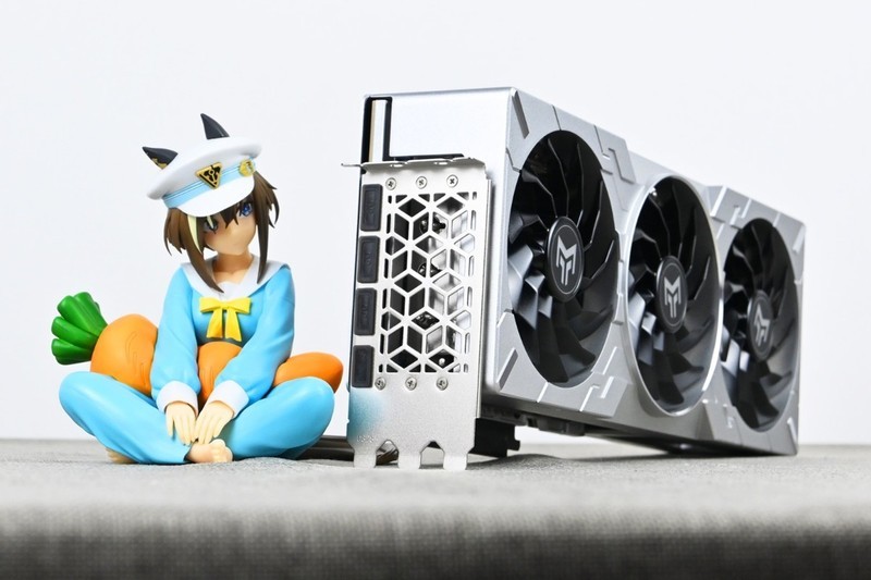 影驰RTX4080SUPER金属大师OC开箱拆解试玩：2K 360hz高刷屏搭档