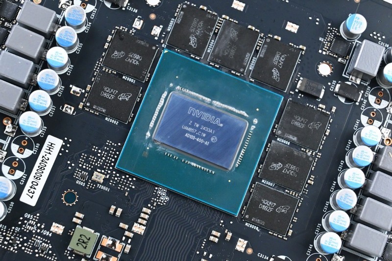 影驰RTX4080SUPER金属大师OC开箱拆解试玩：2K 360hz高刷屏搭档