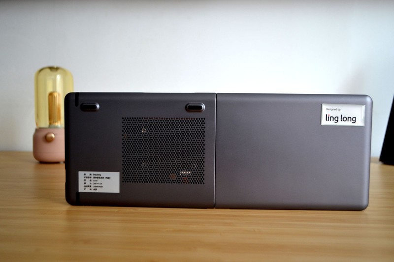 性能炸裂！锐龙7 8840U+10小时长续航，玲珑折叠键盘主机首发评测