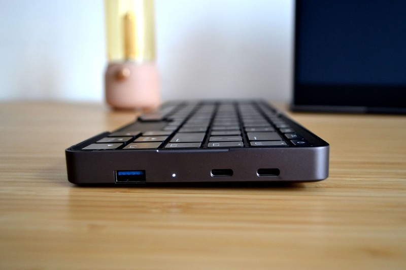 性能炸裂！锐龙7 8840U+10小时长续航，玲珑折叠键盘主机首发评测