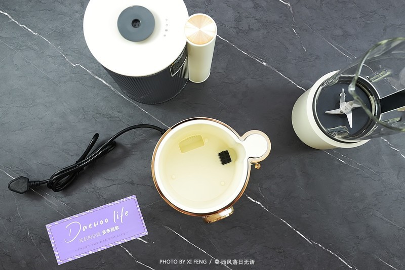 夏日续命，幸福感绝绝子！大宇轻音破壁机：夜半榨果汁，想喝就喝