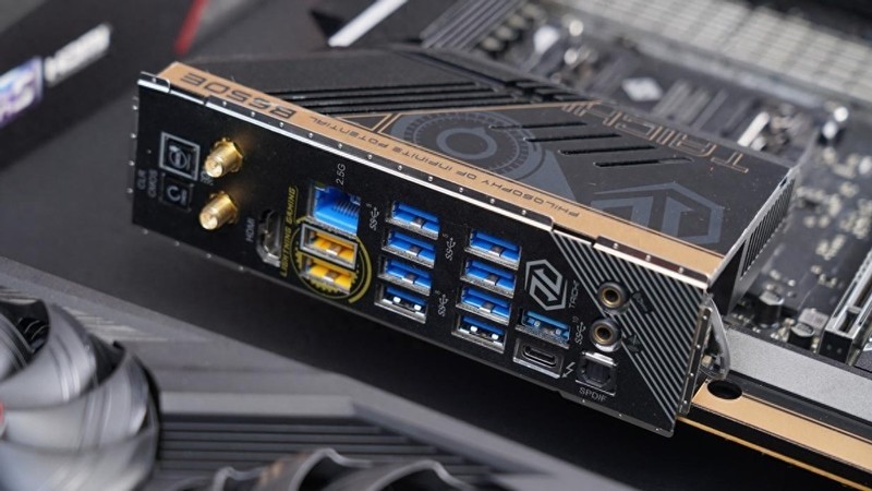 大境界海景房配4K装机：华擎RX7900XT+7900X3D的游戏盛宴！