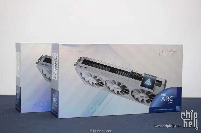 纯白颜值卡也是实力派！intel Arc A770 A750显卡开箱测评
