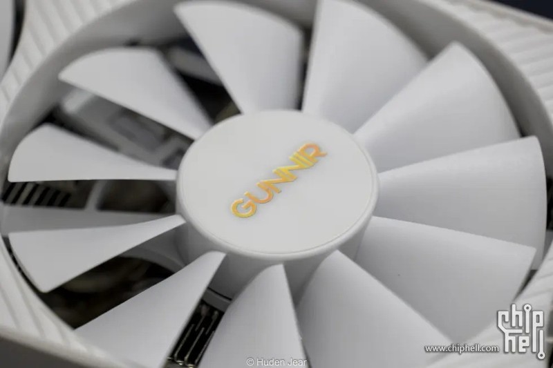 纯白颜值卡也是实力派！intel Arc A770 A750显卡开箱测评