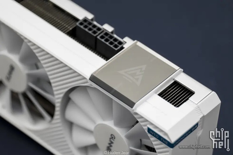 纯白颜值卡也是实力派！intel Arc A770 A750显卡开箱测评