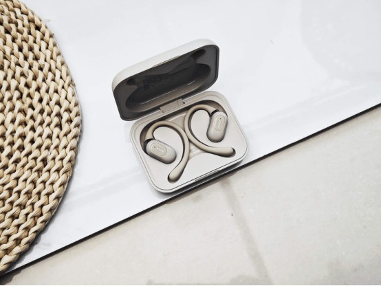 不入耳耳机什么牌子性价比高？五大年度必选款揭秘