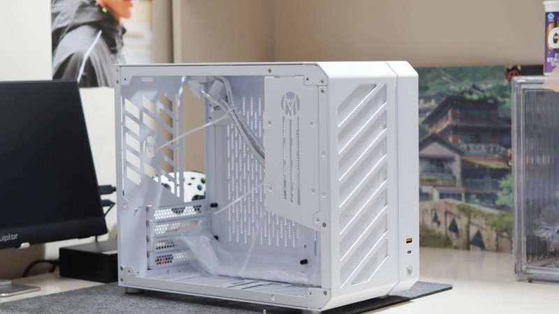 既好看又便宜！如何用一台中端手机预算打造MATX性能主机？