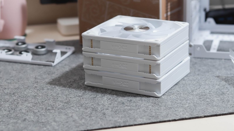 既好看又便宜！如何用一台中端手机预算打造MATX性能主机？