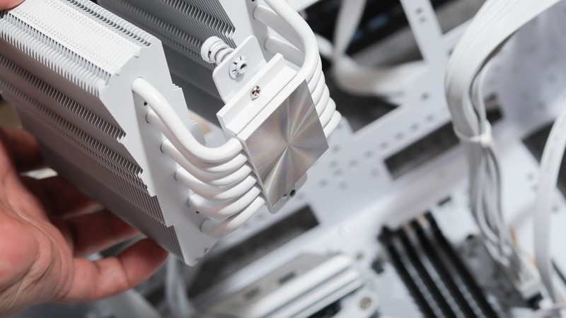 既好看又便宜！如何用一台中端手机预算打造MATX性能主机？